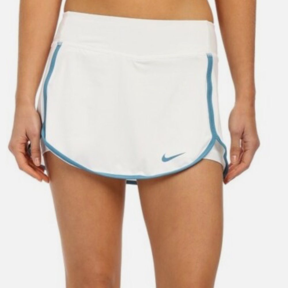 Nike White Skort with Teal Trim